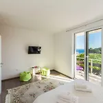 Bella * Baška Voda