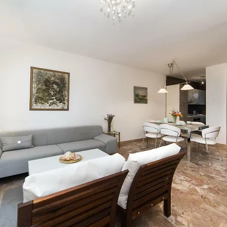 Apartment Bella Baska Voda