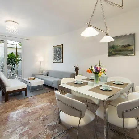 Apartment Bella *